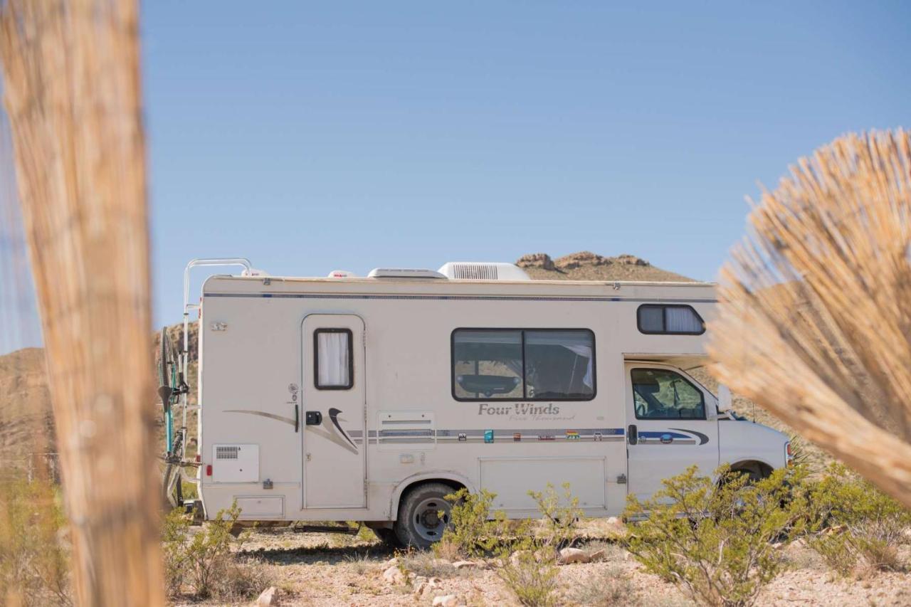 Camping At Desert Gardens Oasis In Lobo, Tx Van Horn Exterior foto